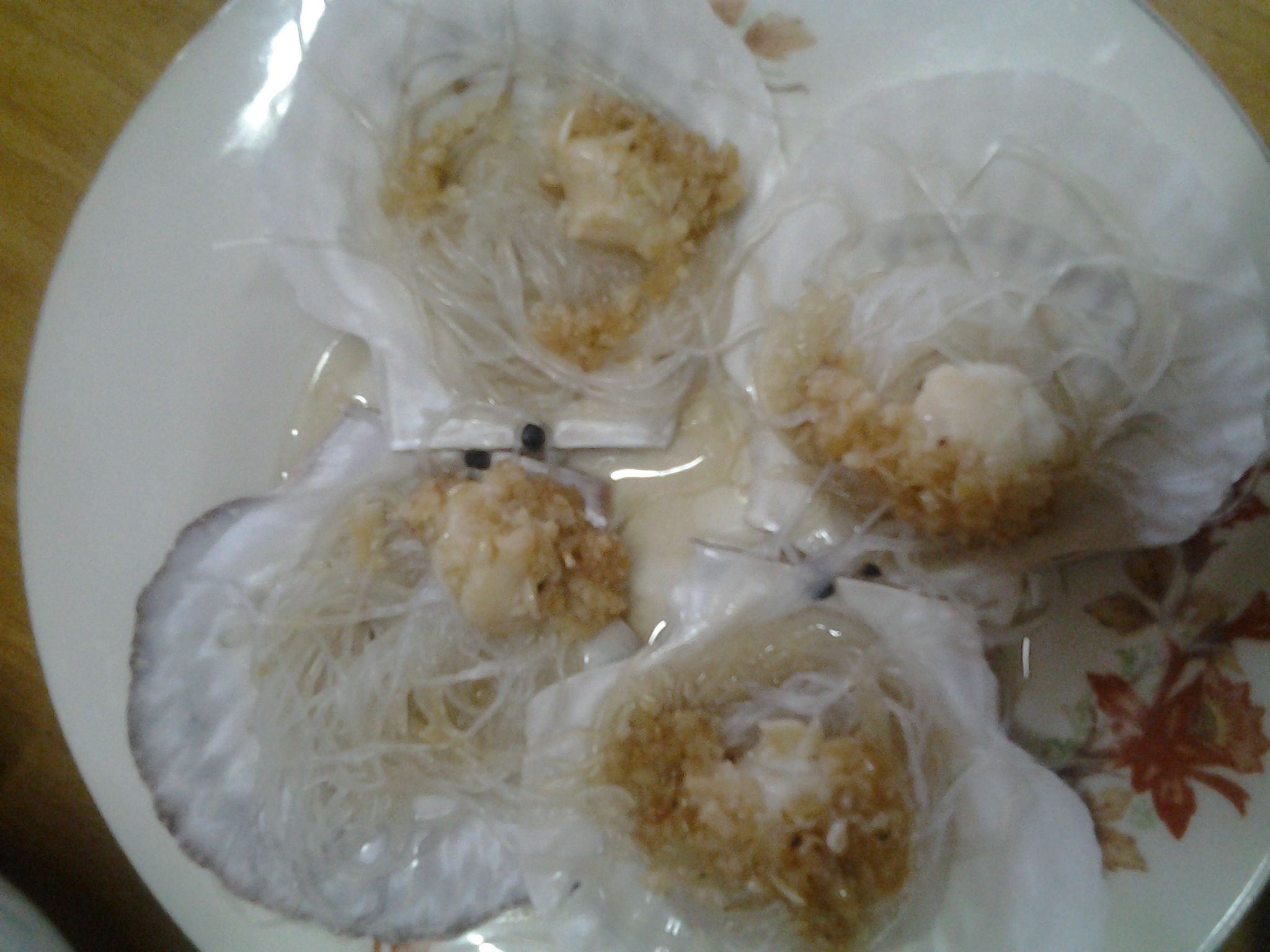 蒜蓉粉丝蒸扇贝