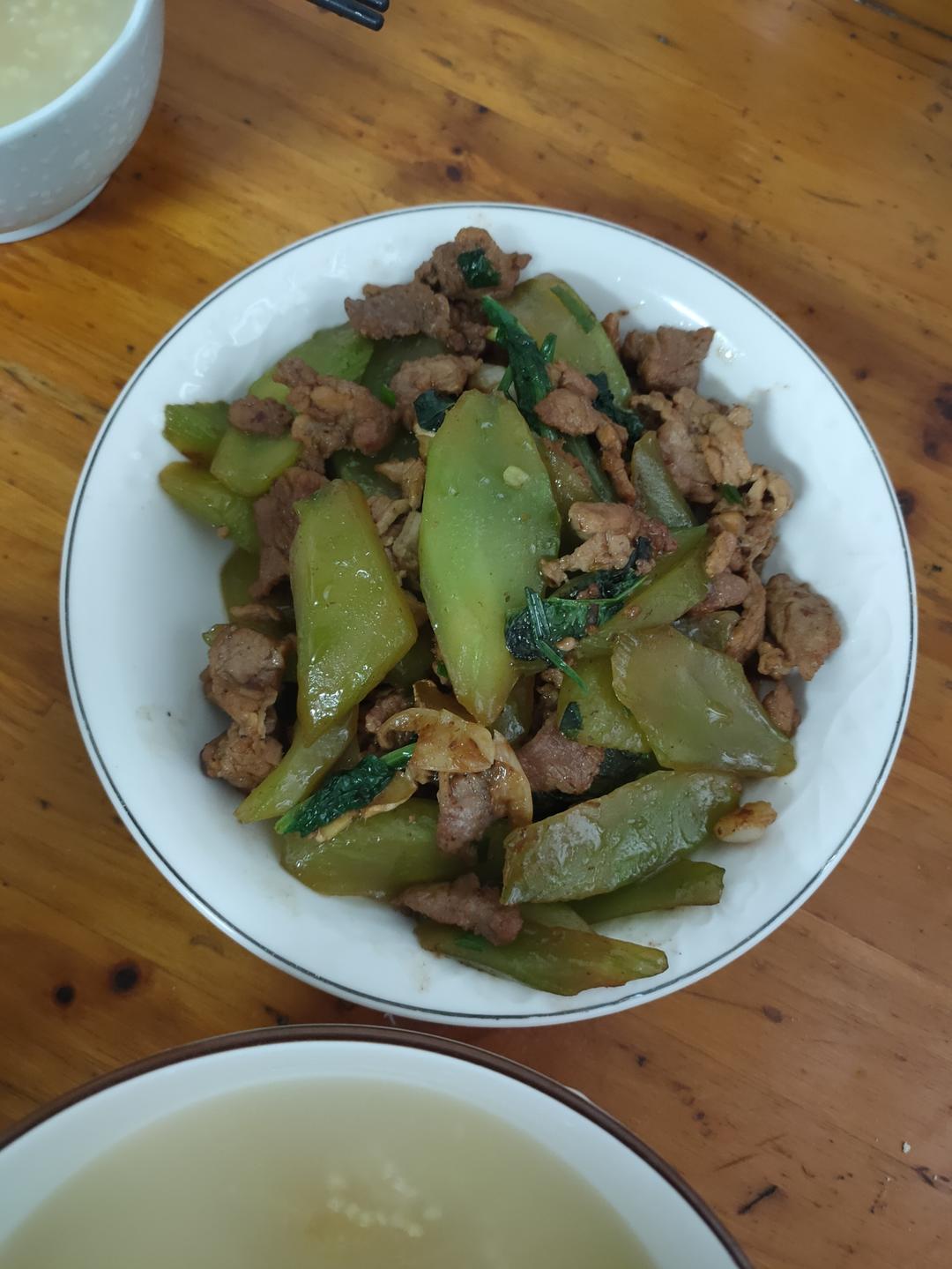 超好吃的里脊肉炒莴笋🤓