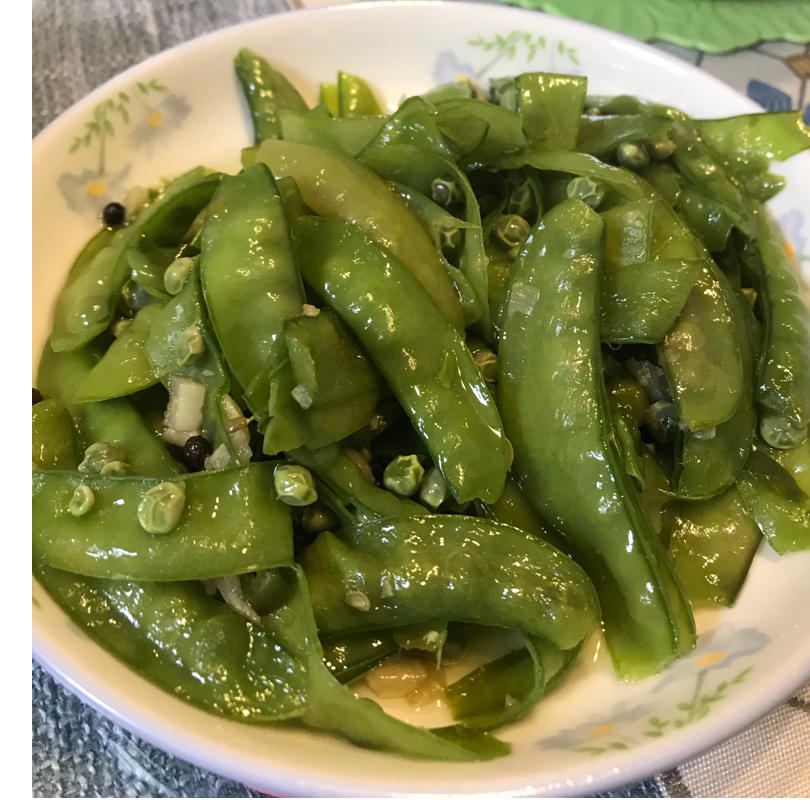 清炒豌豆片~老丁的私房菜