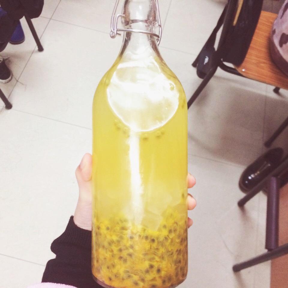 百香果酒