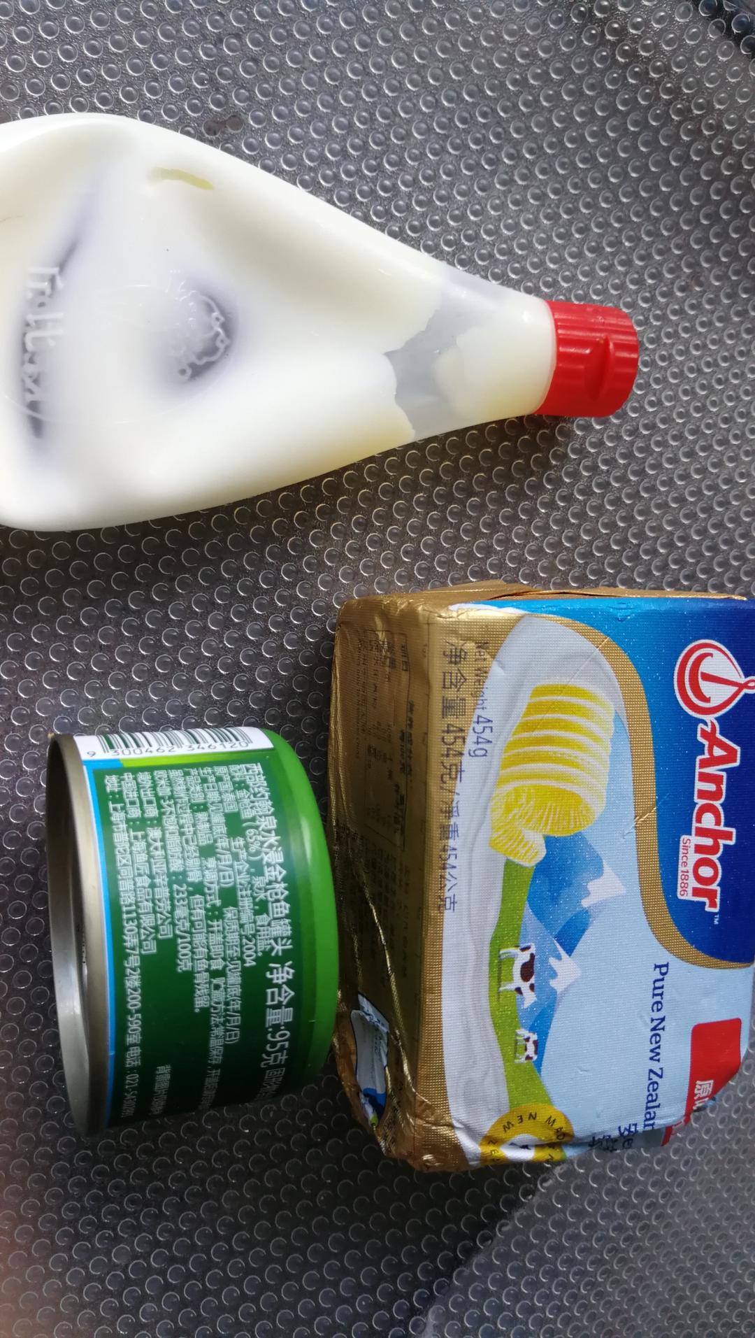 纯奶手撕吐司的做法 步骤1