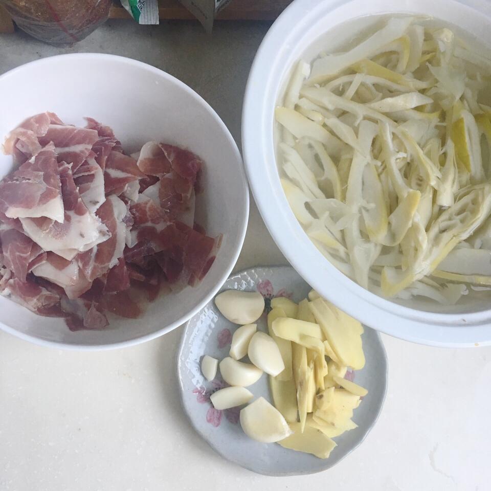 火腿扁尖老鸭汤