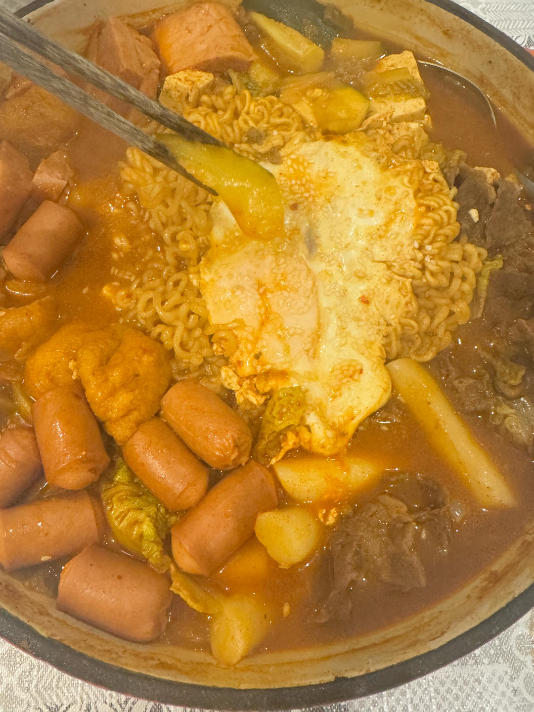 简单又好吃的韩式料理「部队锅」