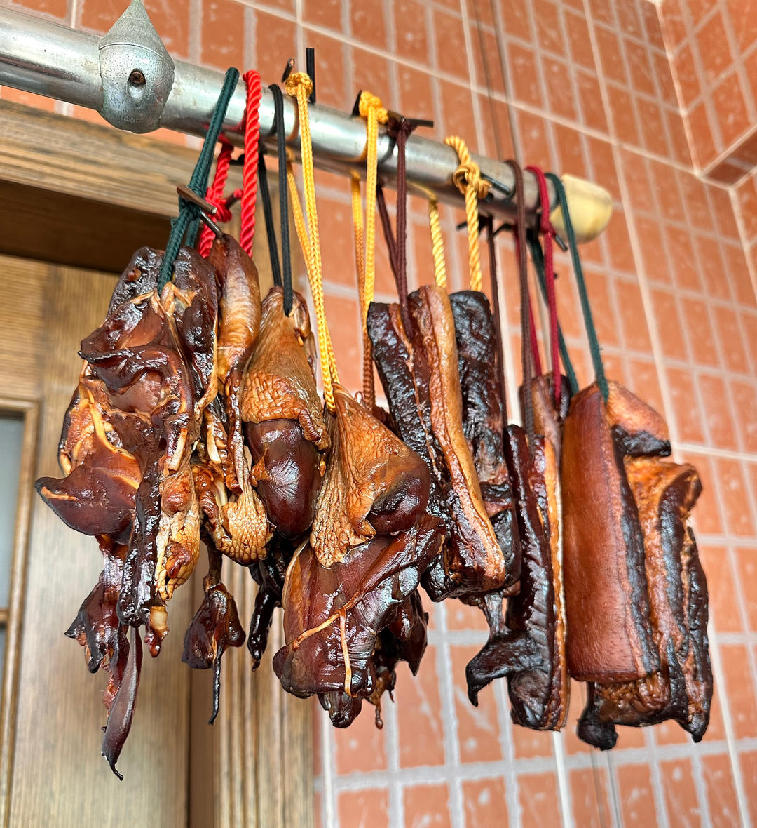 用最简单的方法做最好吃的酱肉