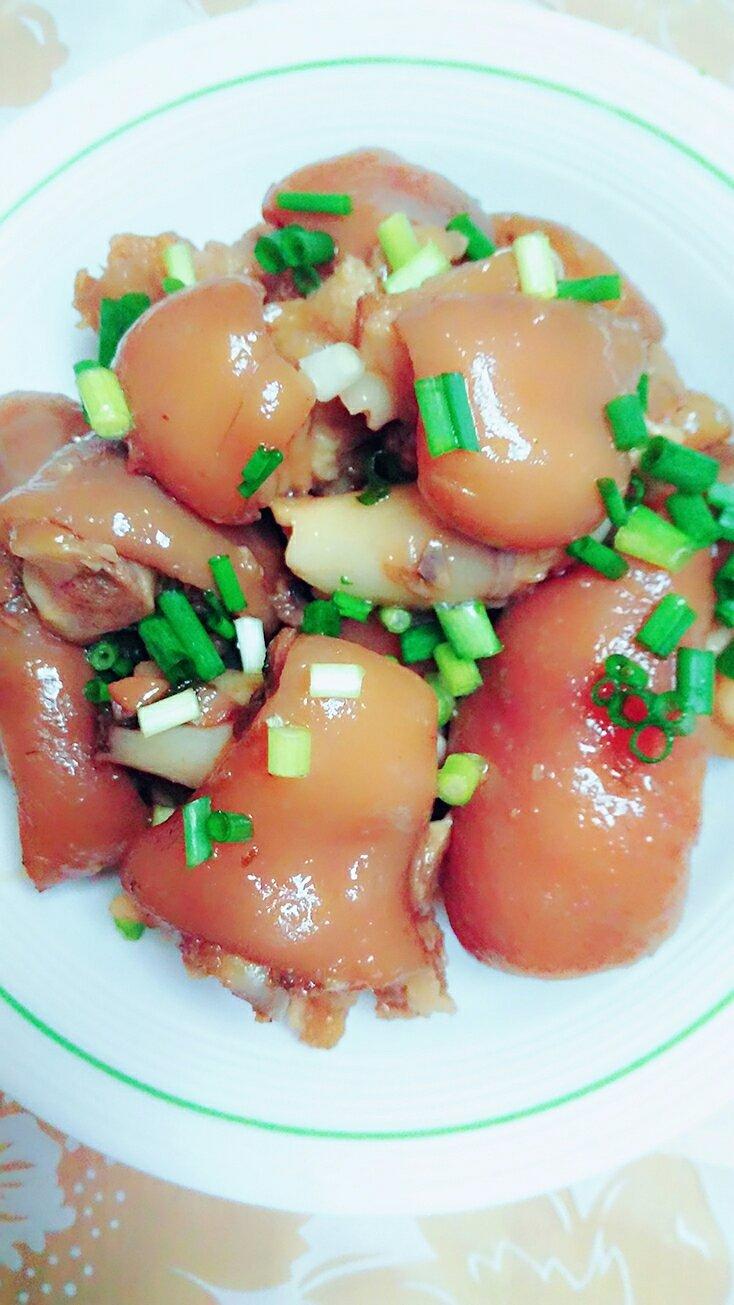 干锅猪脚的做法