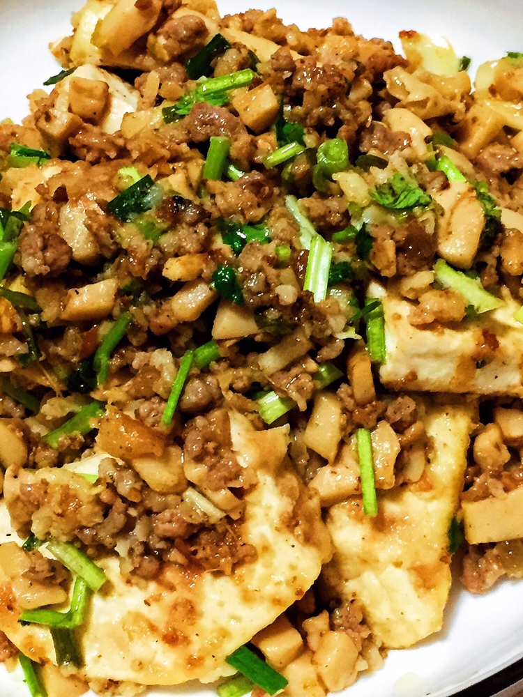 家常菜谱：杏鲍菇肉末香煎豆腐的做法