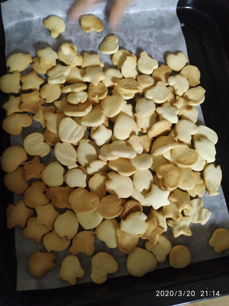 1岁宝宝卡通小饼干无黄油