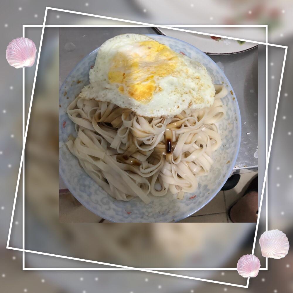 10分钟搞定的一碗葱油拌面