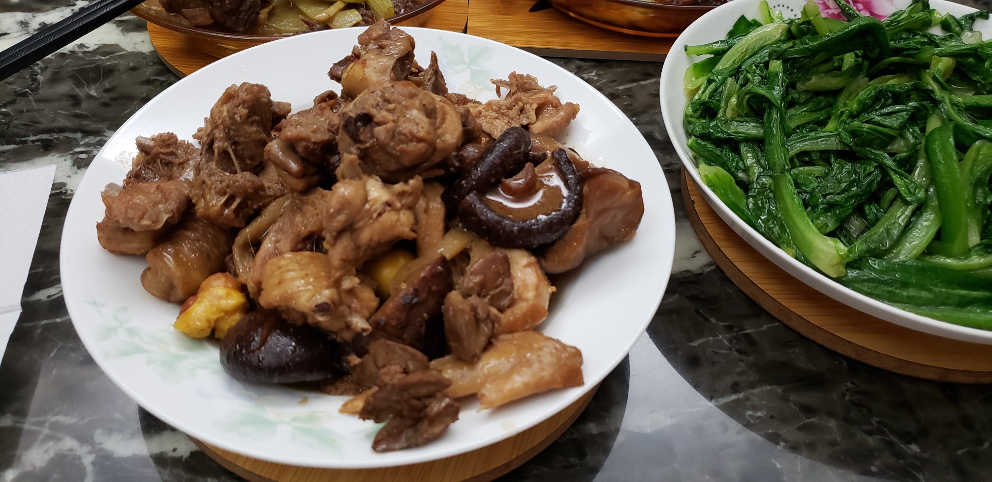 香菇板栗焖鸡🐔下饭饭