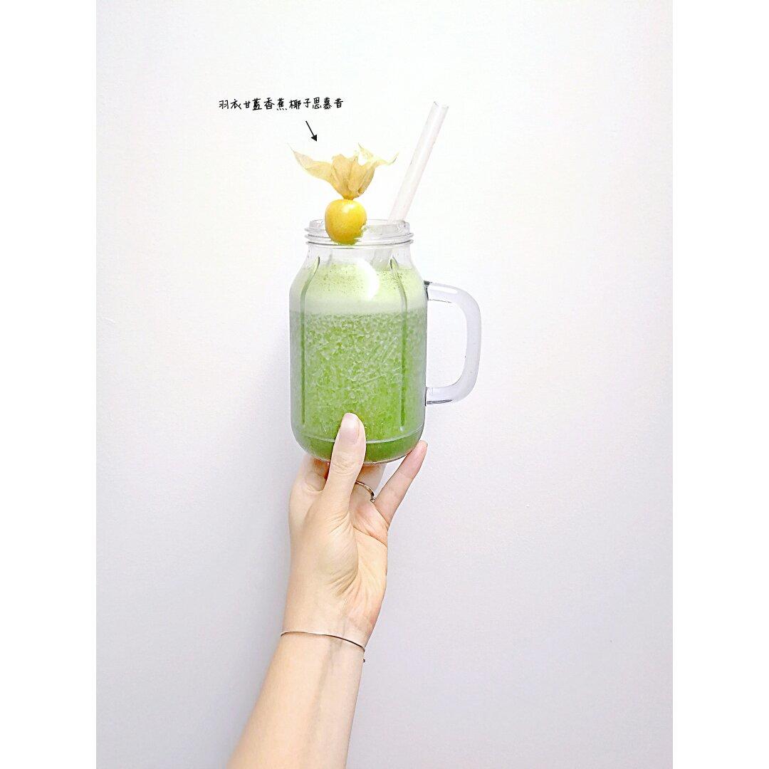 维密天使的食谱｜羽衣甘蓝香蕉椰汁smoothie