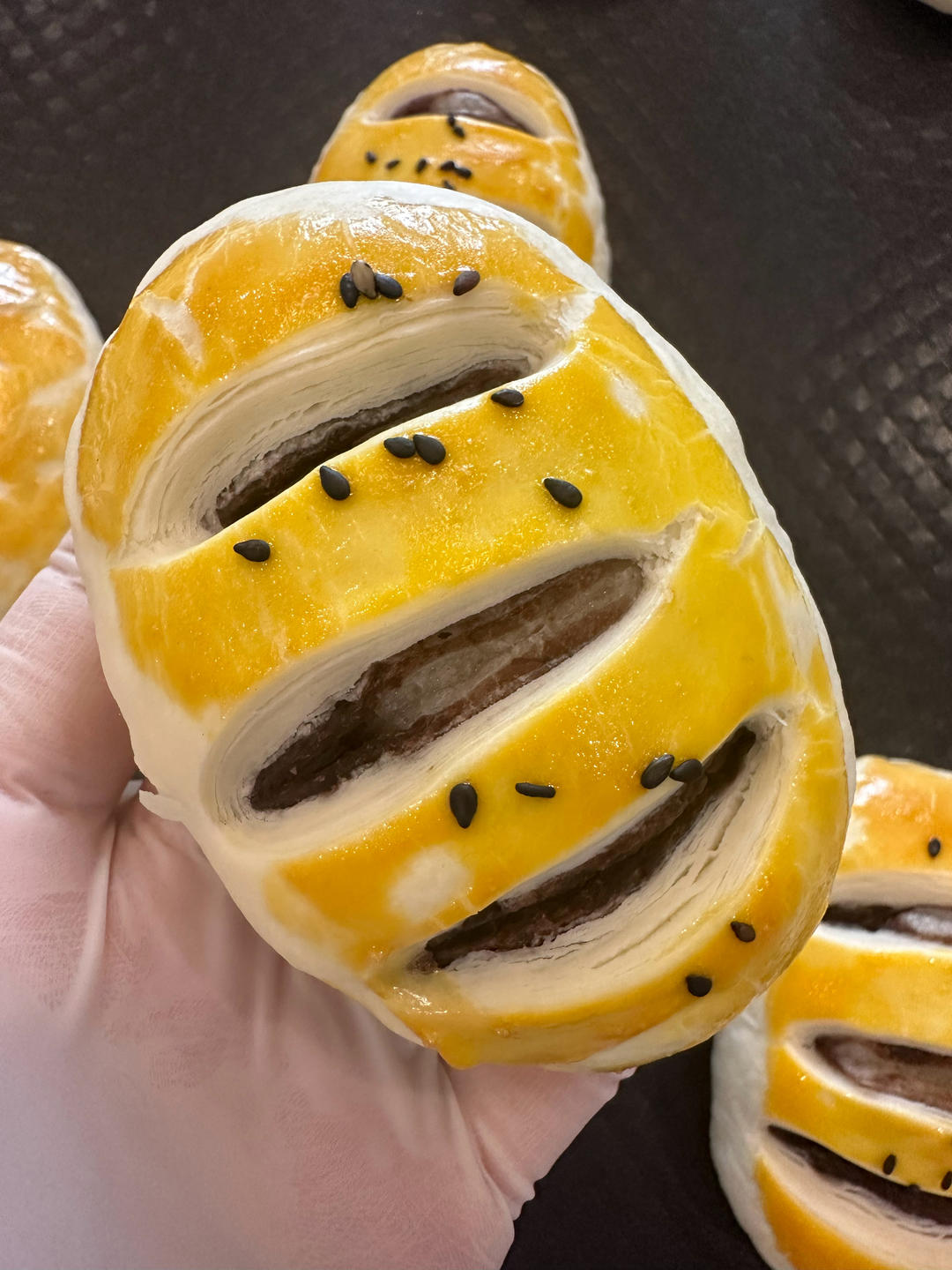 超简单 免揉 酥掉渣的蛋黄酥(超详细附全程视频)不破酥『万能酥皮』