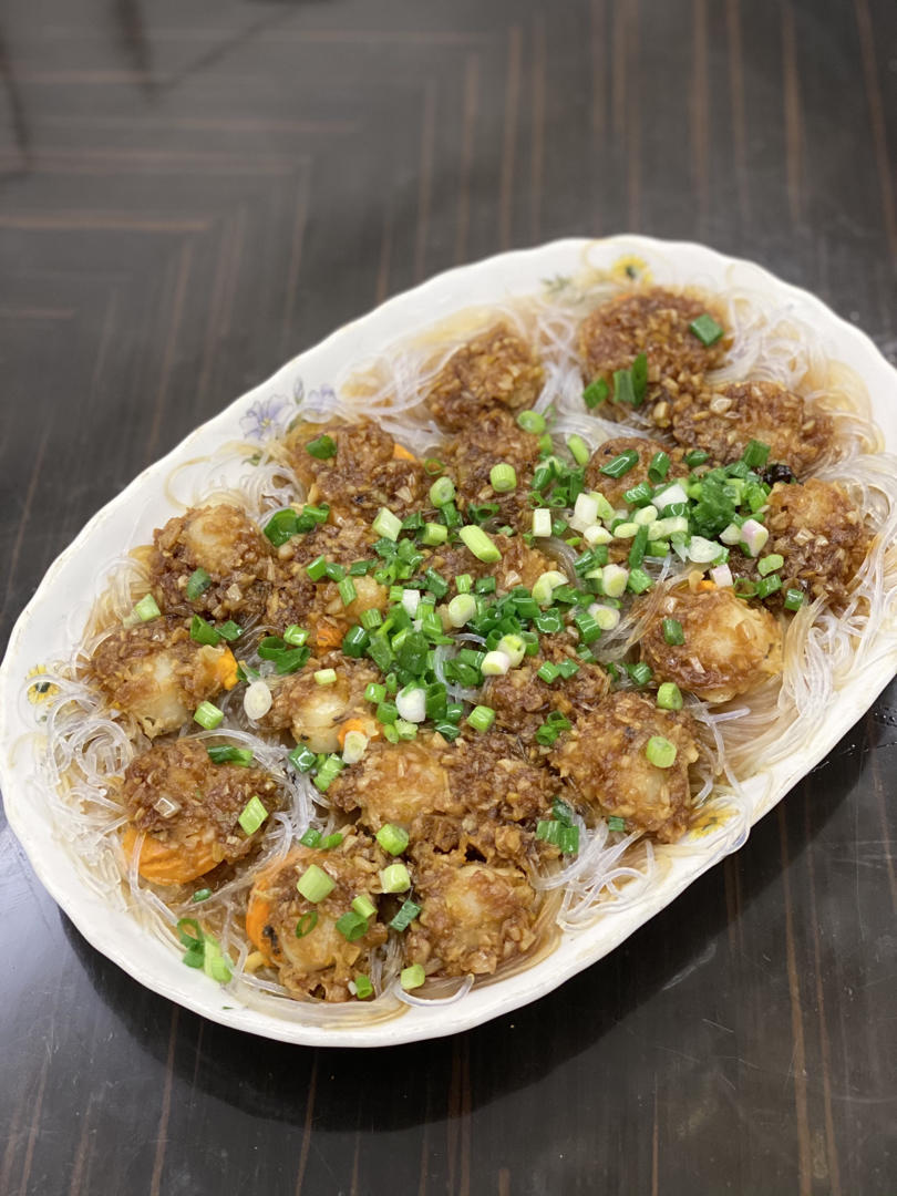 蒜蓉粉丝蒸扇贝