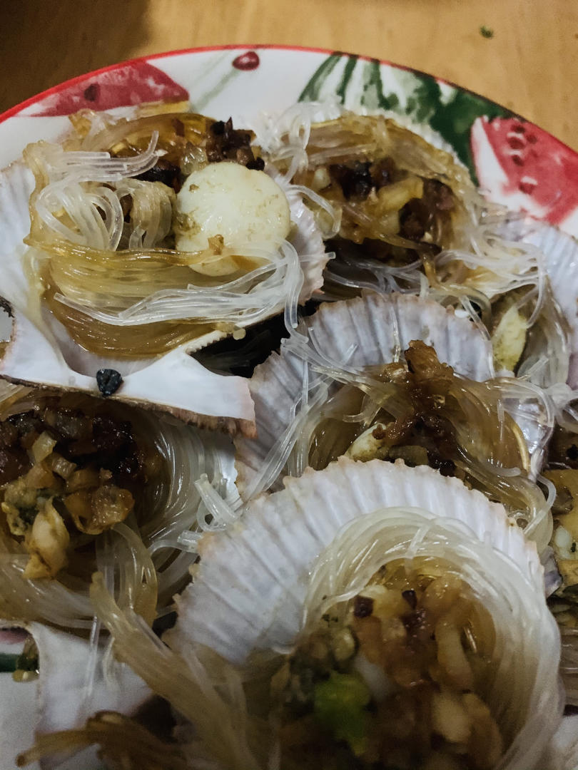 蒜蓉粉丝蒸扇贝