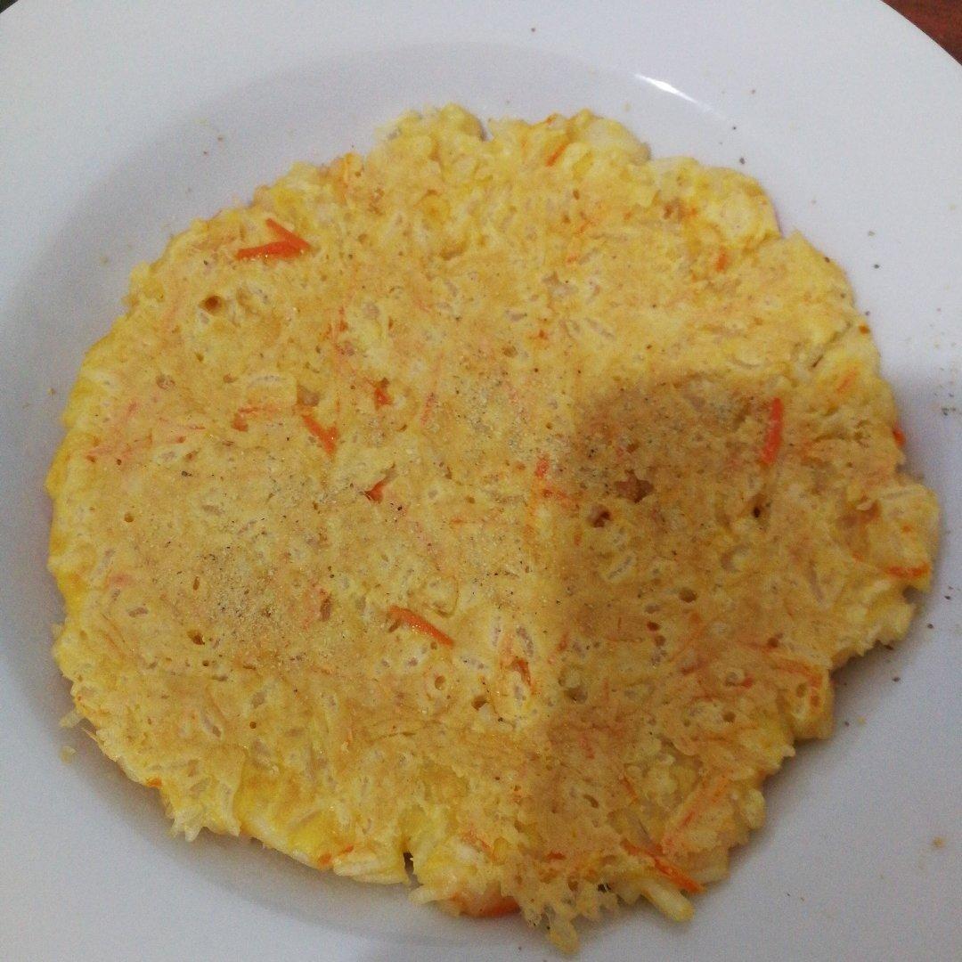 米饭蛋饼（剩米饭煎蛋饼）
