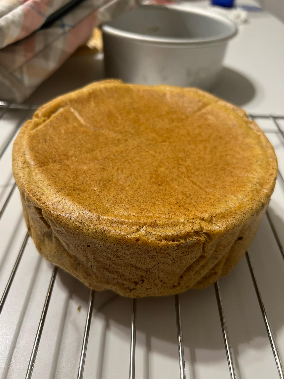 一个只有黄豆粉的6寸黄豆戚风蛋糕（自制黄豆粉）