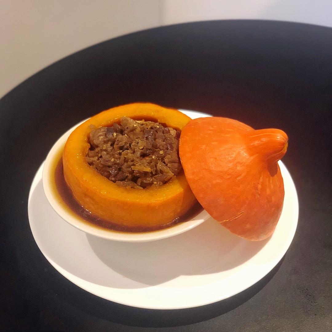 把爱藏在心里~麻辣粉蒸牛肉南瓜盅🎃