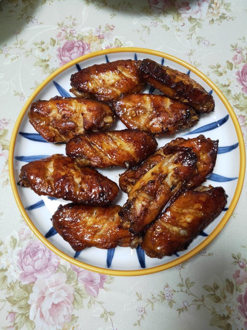 蒜香烤鸡翅｜又香又嫩