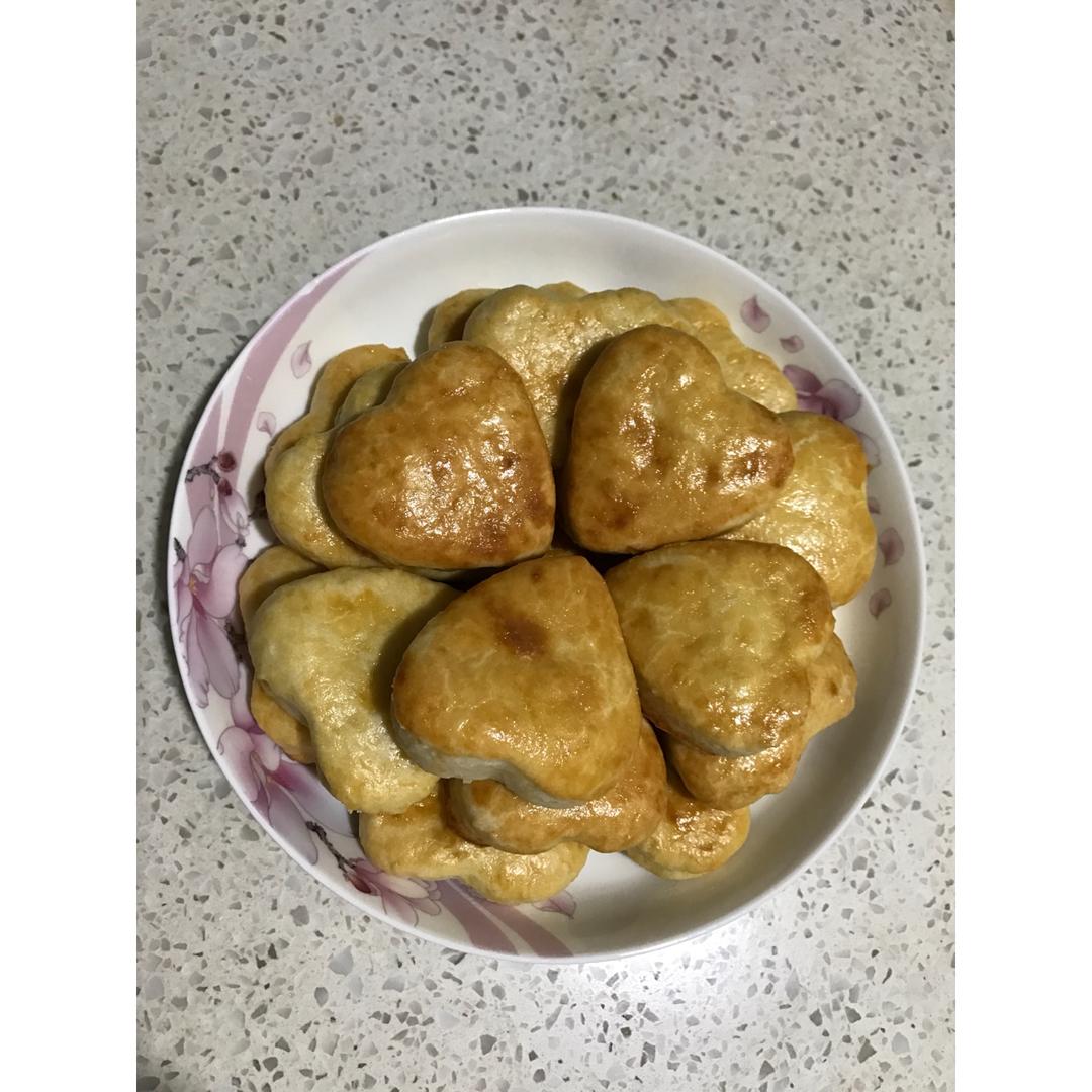 【视频】3分钟 奶油司康Scone(可能是世界上最快手的司康) 消耗淡奶油～