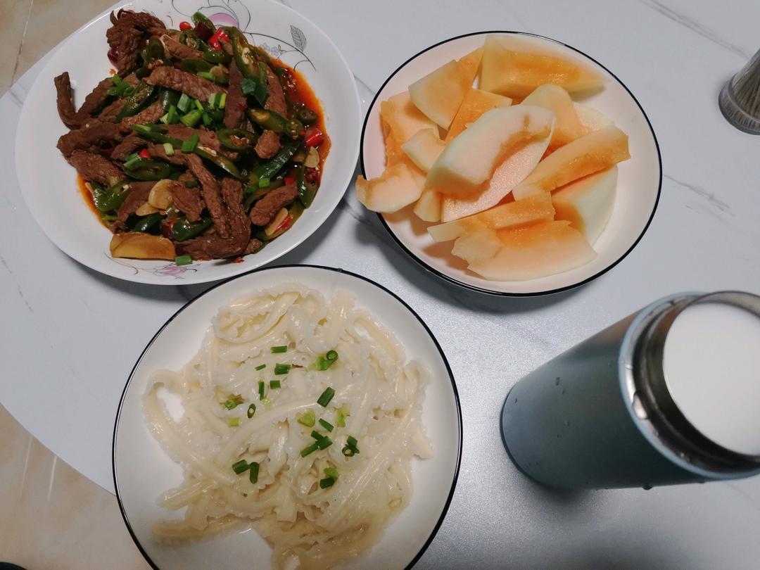尖椒炒牛肉