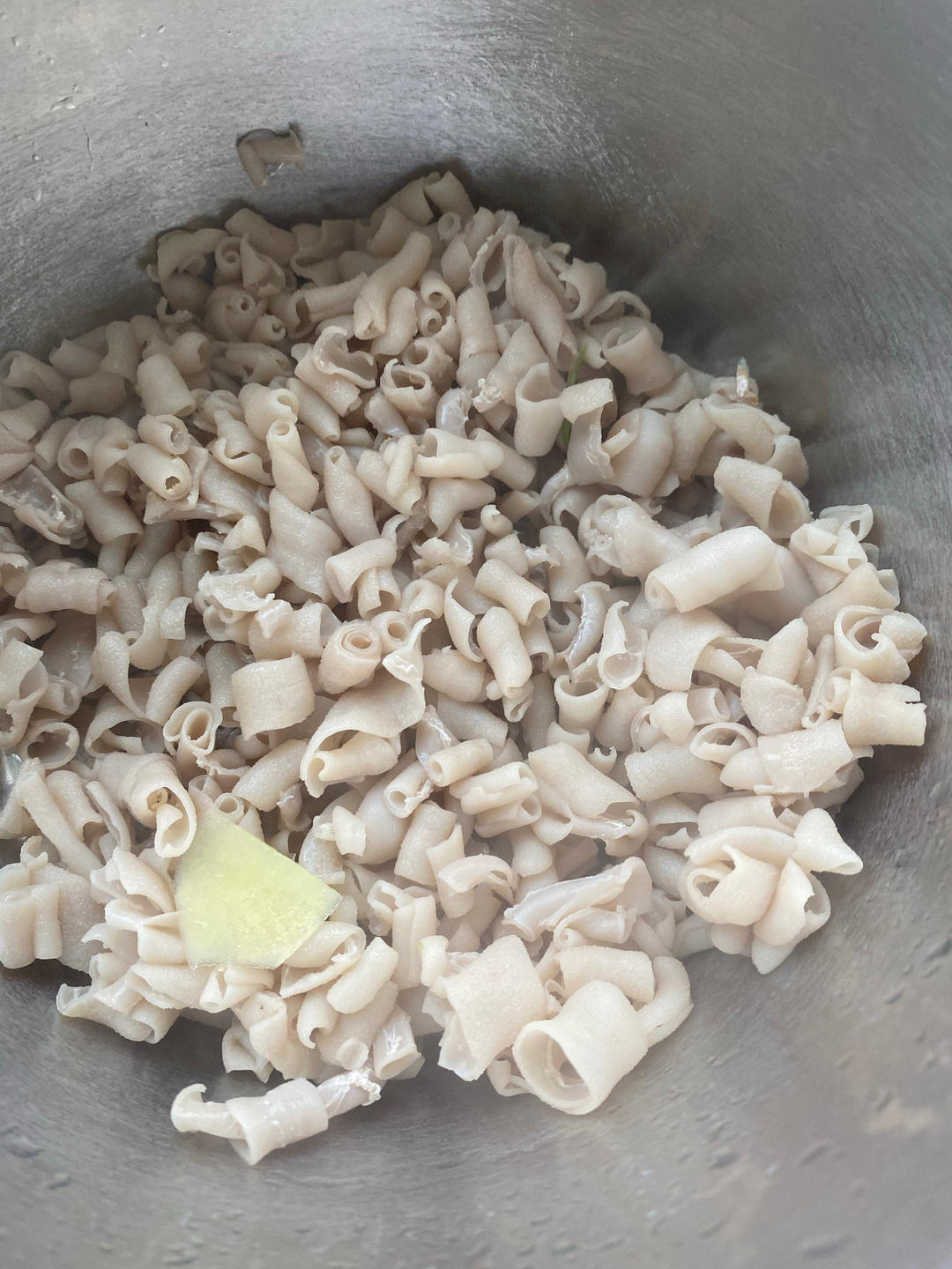 厨师长教你：“爆炒鸭肠”的家常做法，味道鲜辣美味，先收藏起来