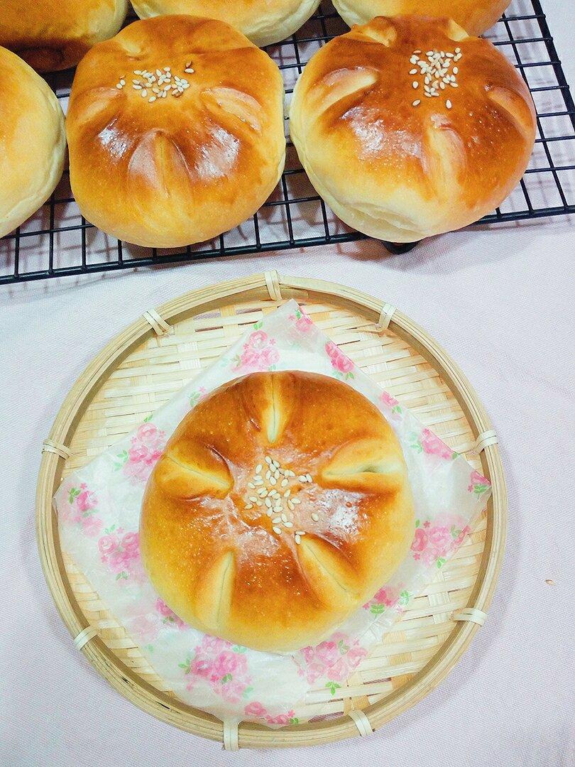 牛奶栗子面包