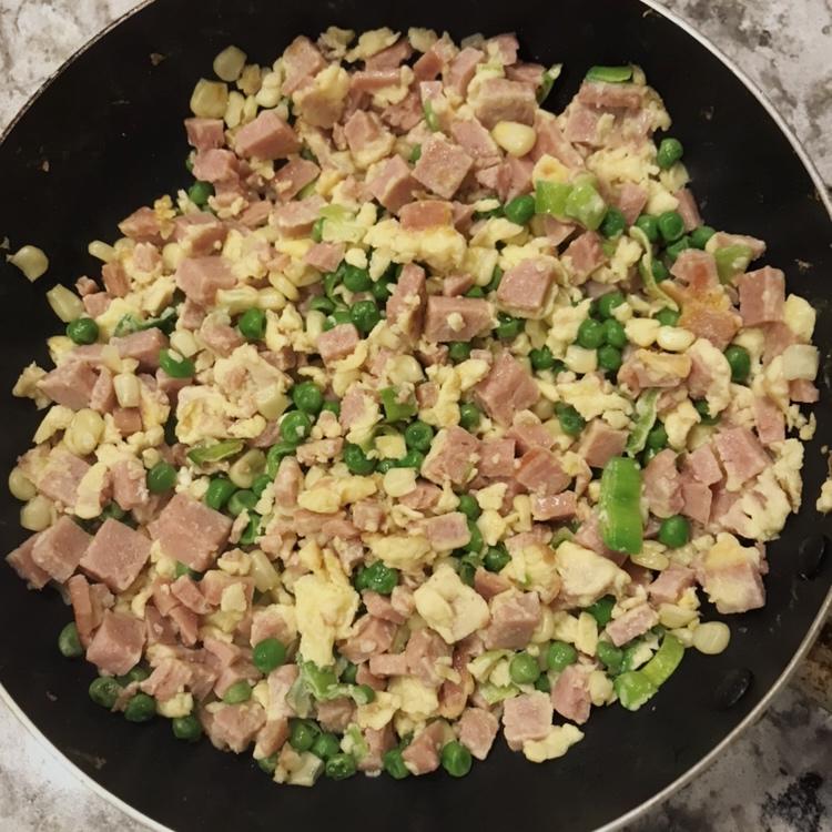 滑蛋午餐肉