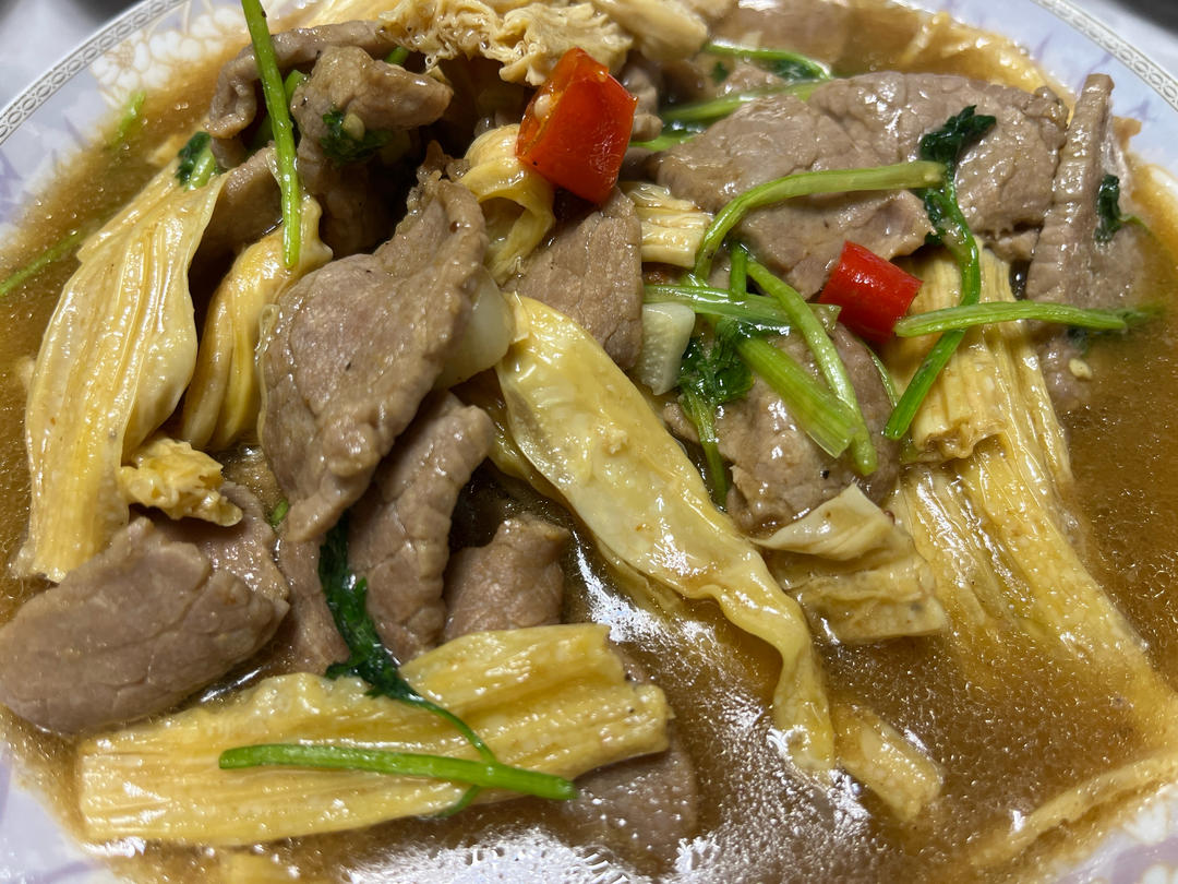 腐竹炒牛肉