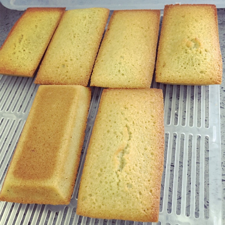 费南雪（Financier Cakes）