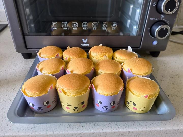 纸杯蛋糕 8寸戚风蛋糕的量