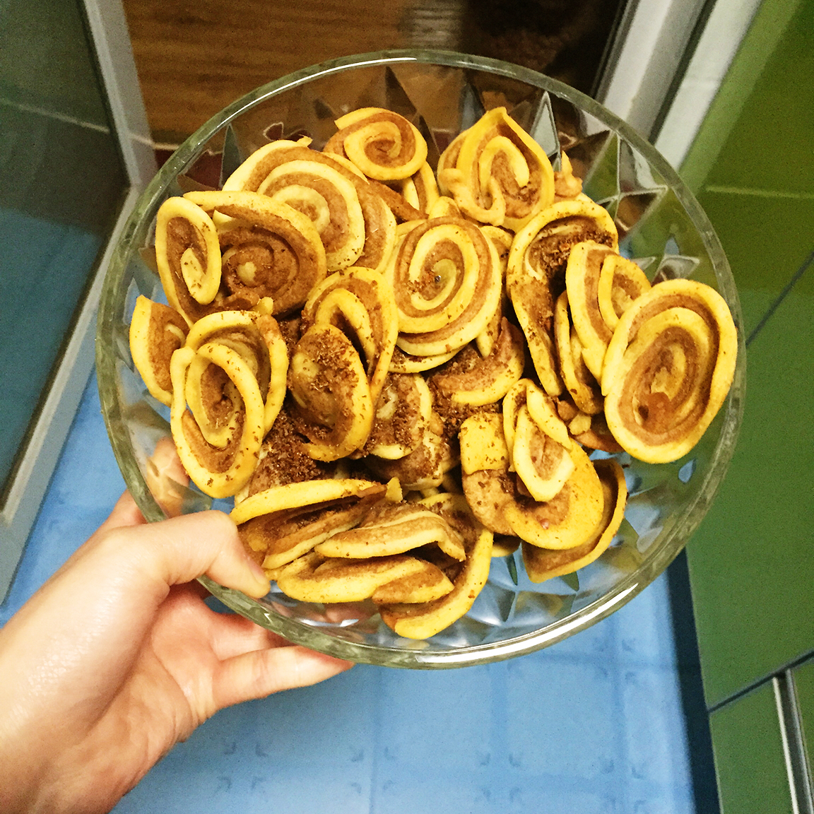 炸猫耳朵牛耳朵零食年货猪耳朵