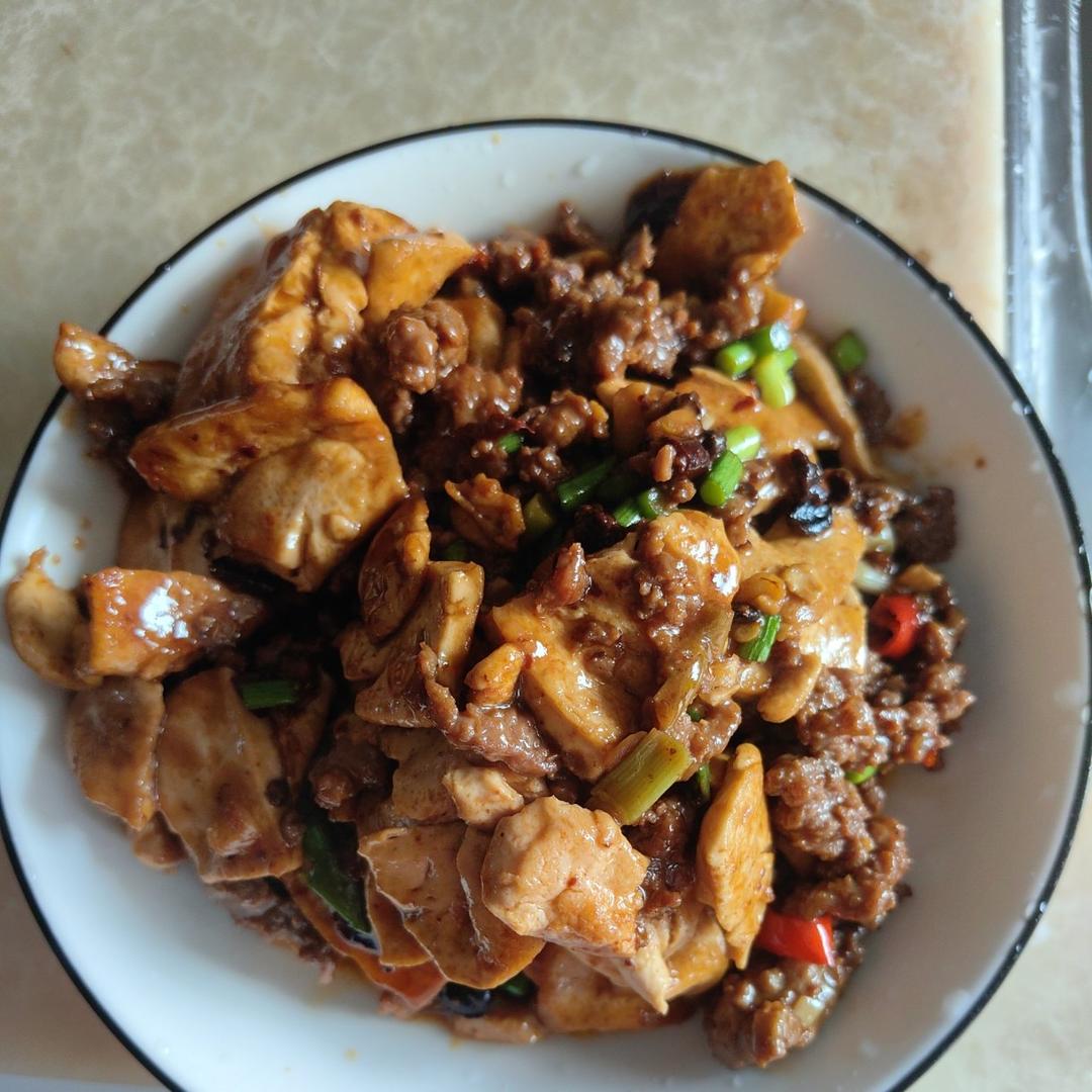 好吃又营养的锅香豆腐