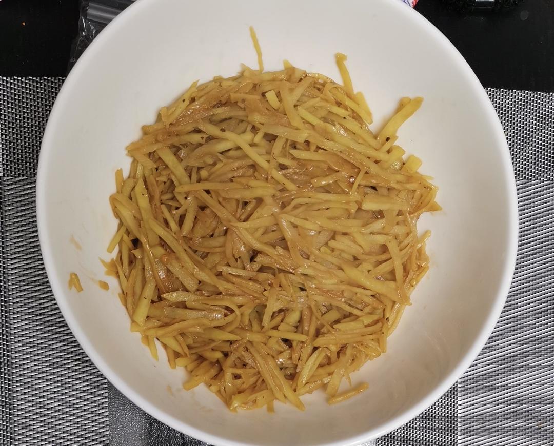 在家也能做出馆子味儿的醋溜/炝炒/酸辣土豆丝（就是那道看似简单，实则步步玄机的土豆丝）