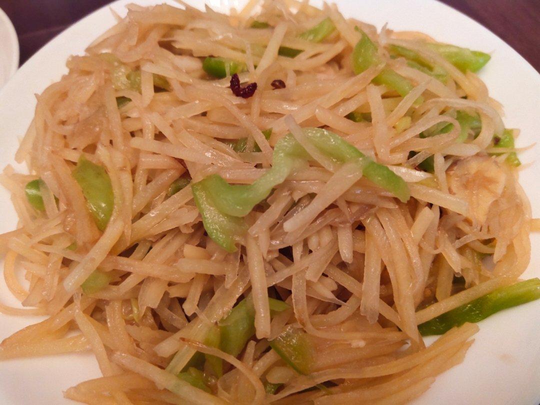 在家也能做出馆子味儿的醋溜/炝炒/酸辣土豆丝（就是那道看似简单，实则步步玄机的土豆丝）