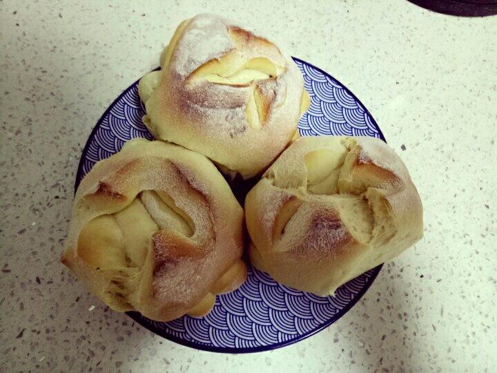 软到不知所措的牛奶卷