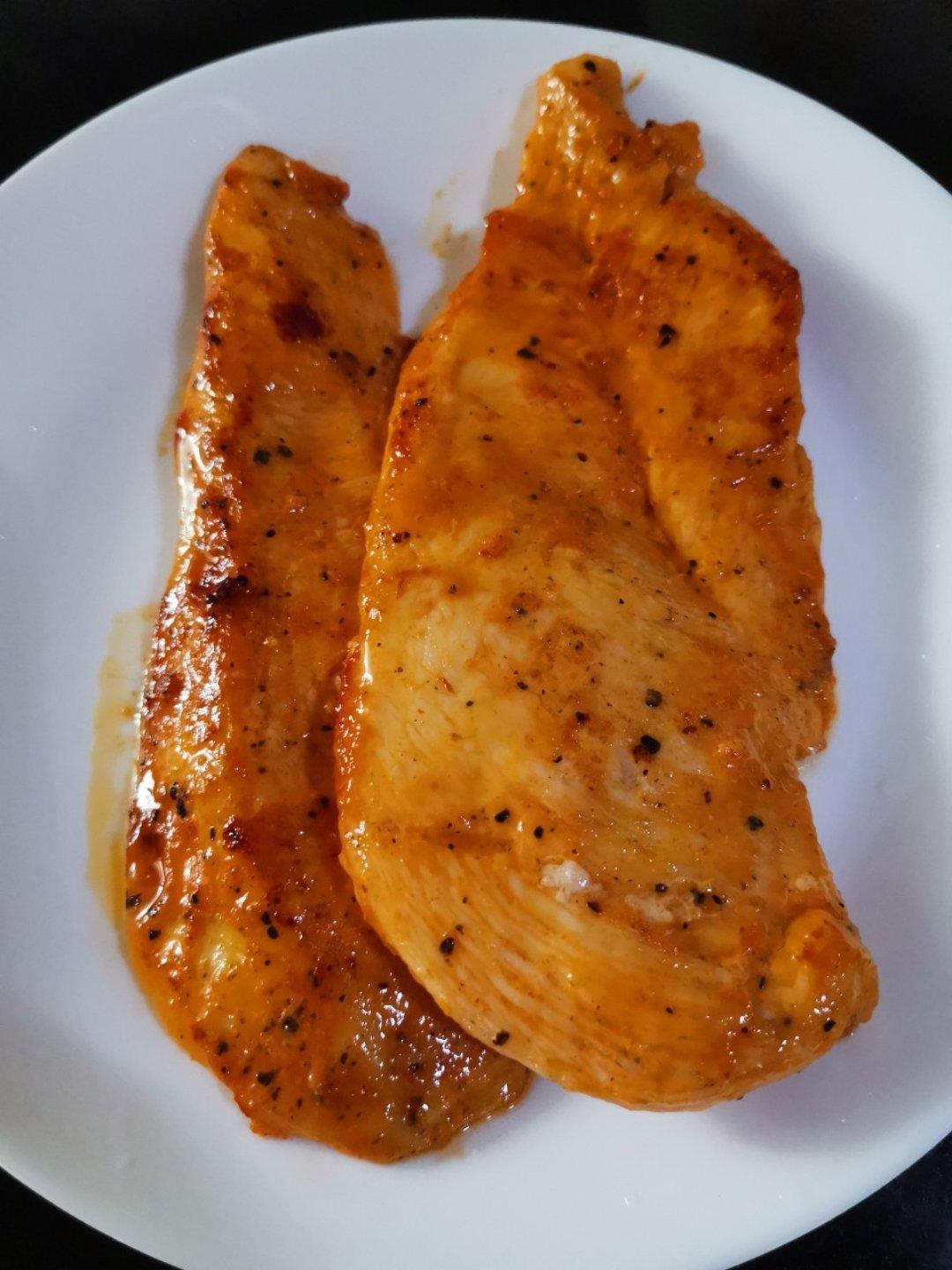 香煎嫩滑鸡胸肉