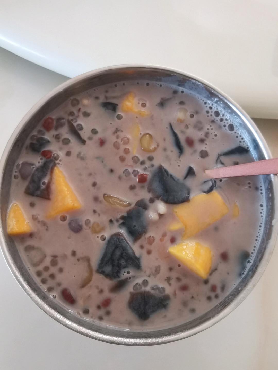 超越鲜芋仙的芋圆烧仙草
