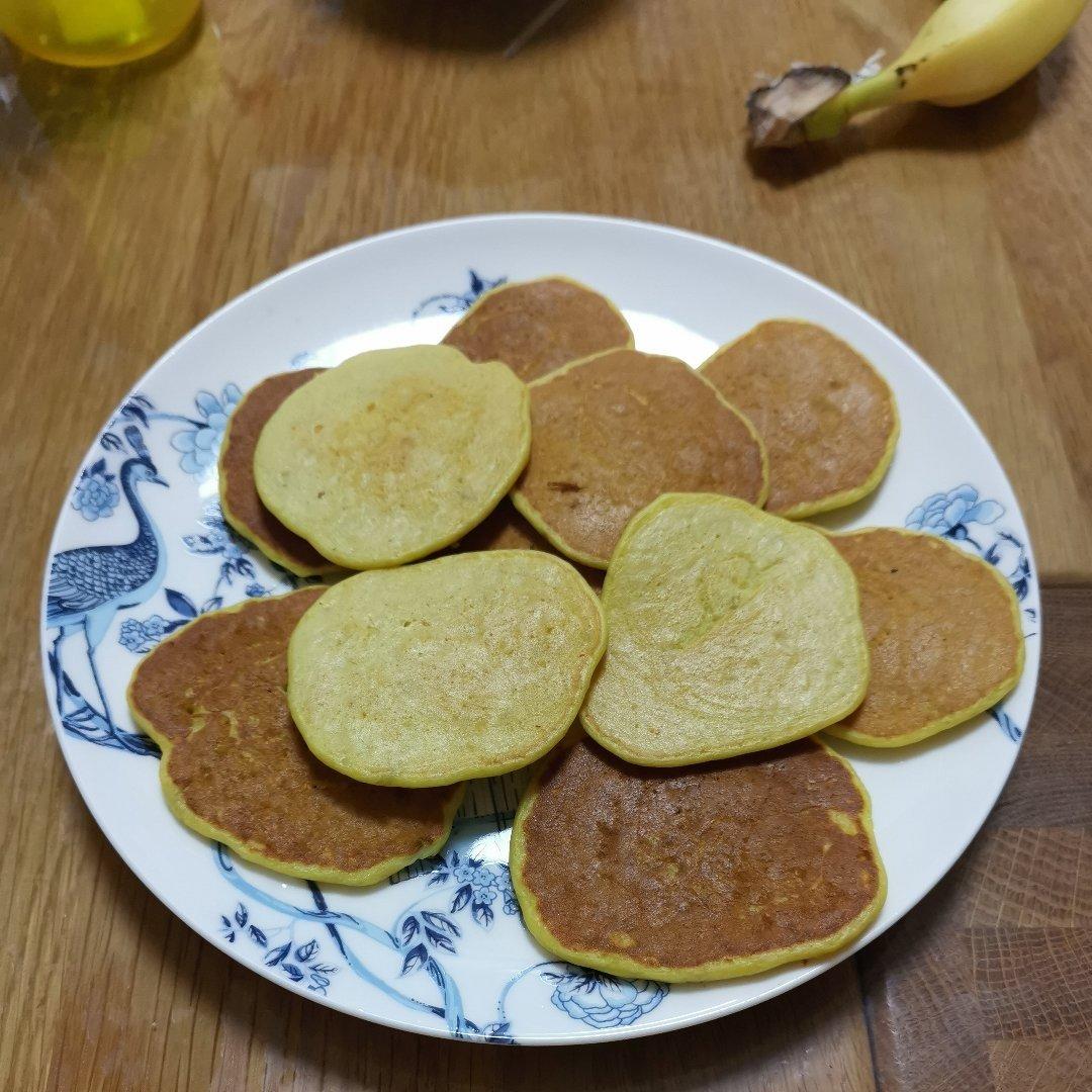 辅食：儿童食谱之香蕉小饼