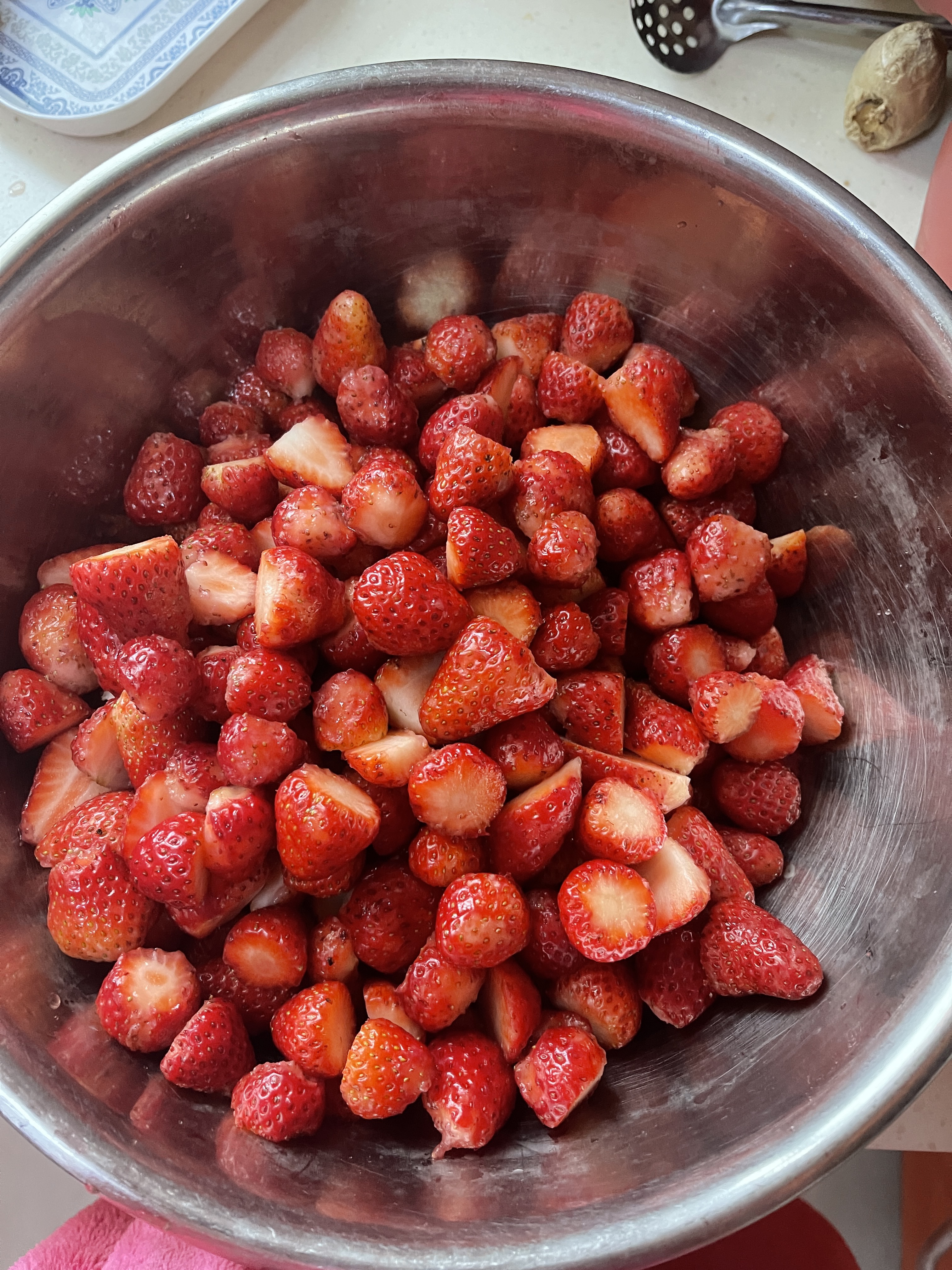 草莓酱的做法 步骤2