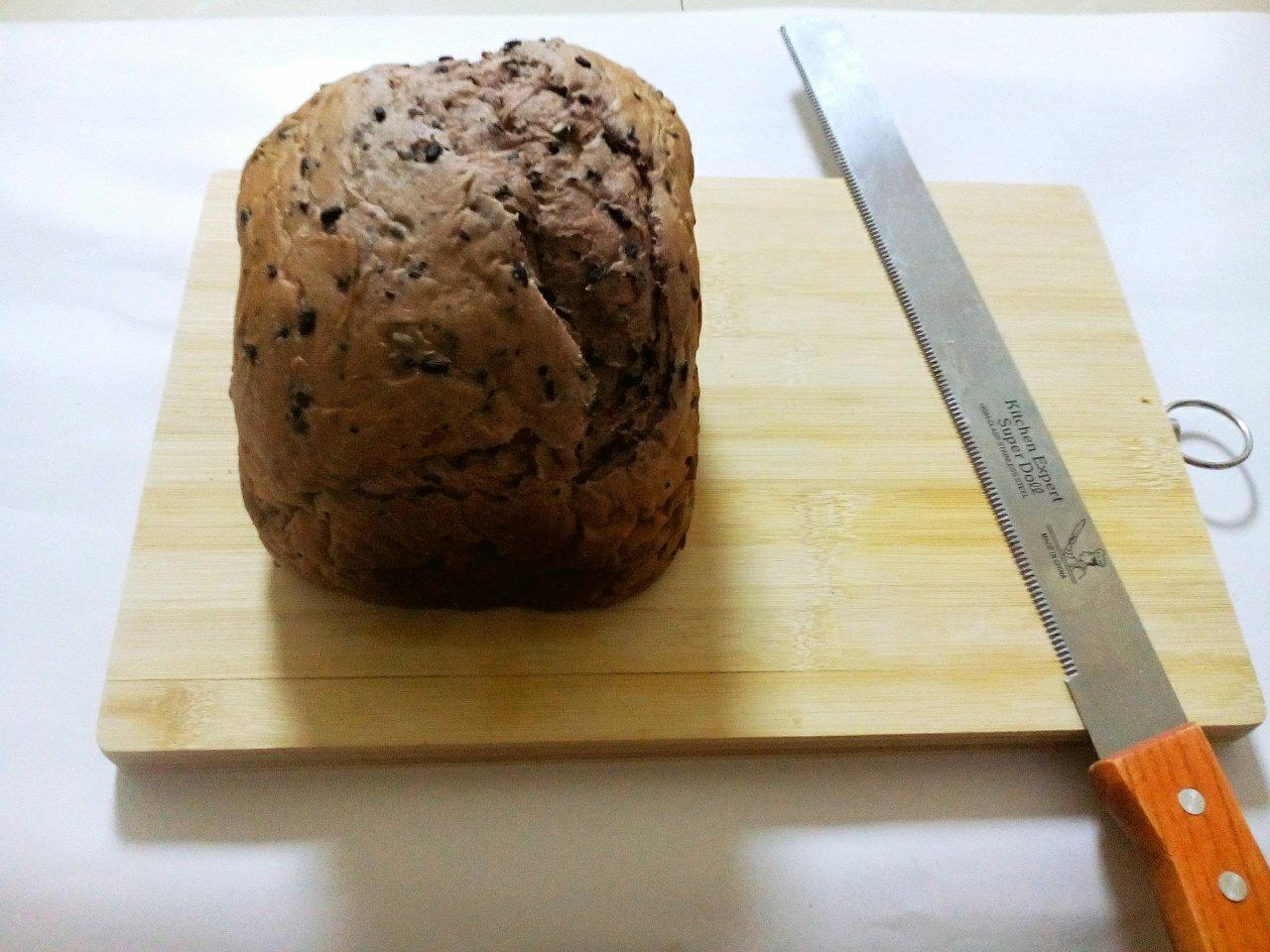牛奶黑米面包（面包机版本）的做法