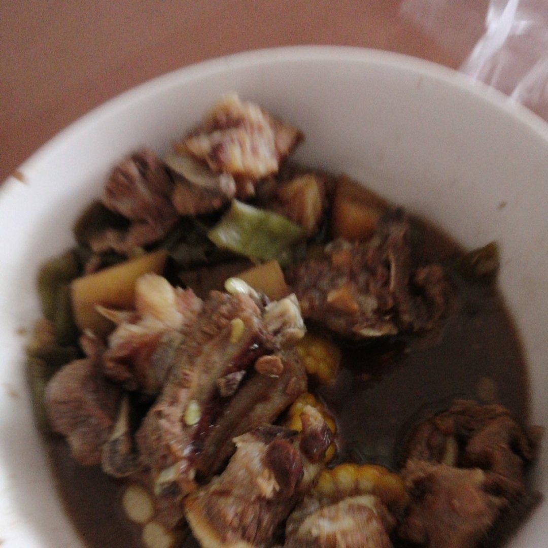 排骨土豆炖豆角