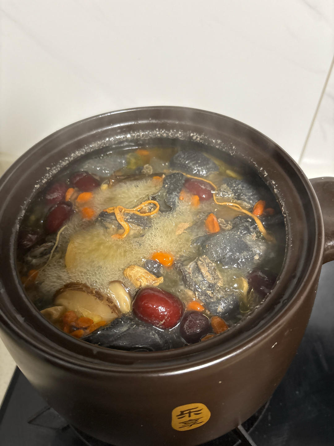 补血补气乌鸡汤