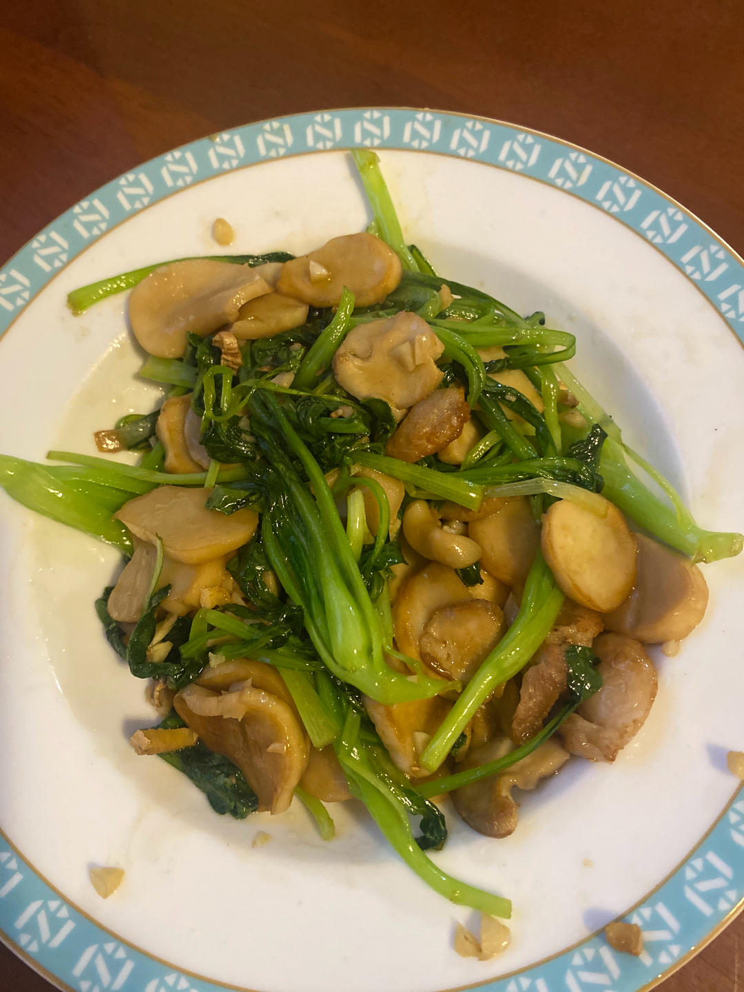 油菜炒杏鲍菇