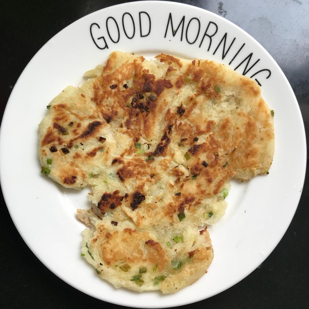 堂妈教你做飘香葱油饼