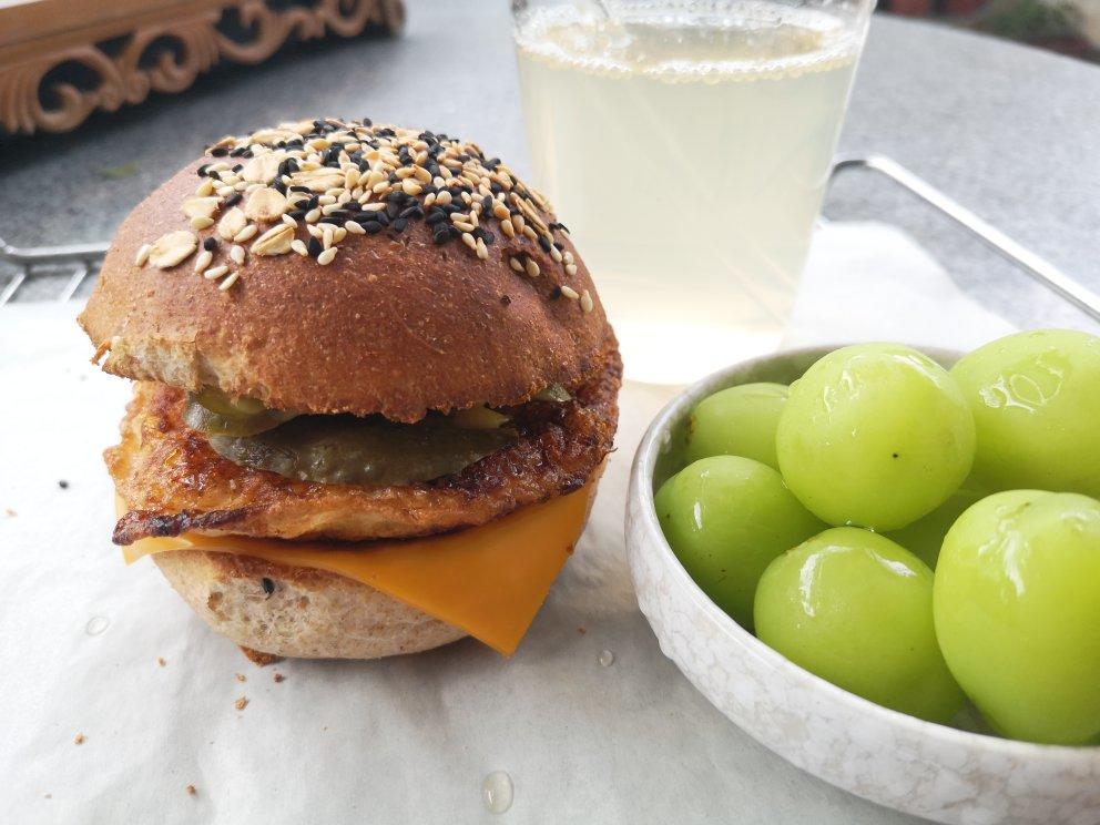 低卡低脂又百搭的【杂粮小餐包】，冲啊！