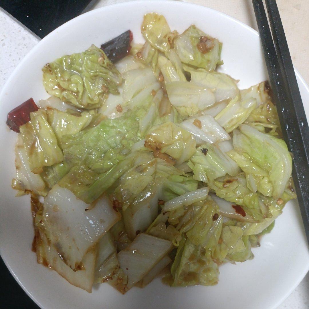 厨师长教你：“酸辣大白菜”的家常做法，酸辣又开胃，收藏了