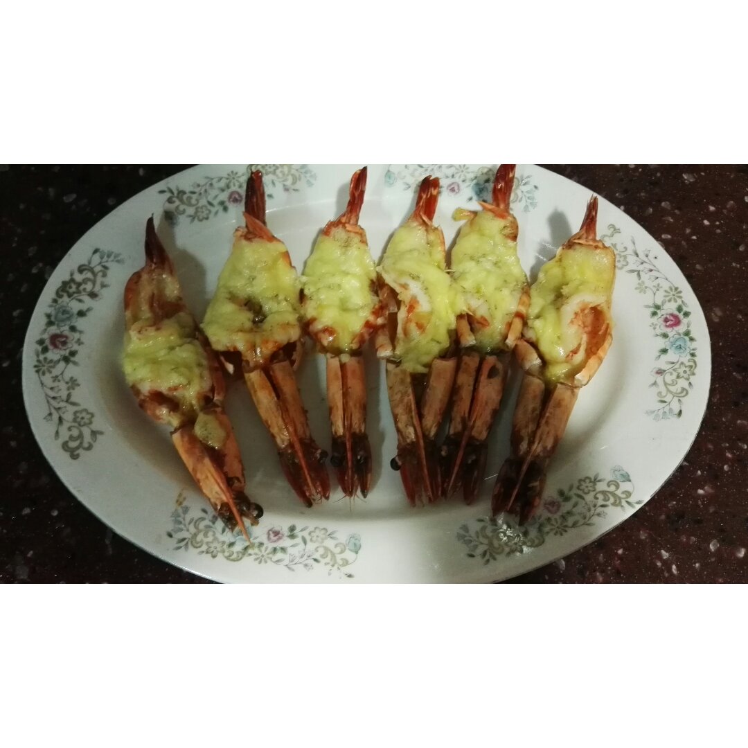 【曼食慢语】蒜香黄油烤大虾