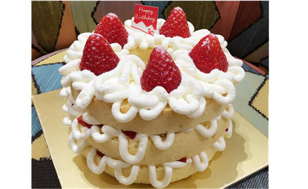 雪顶草莓裸蛋糕的做法