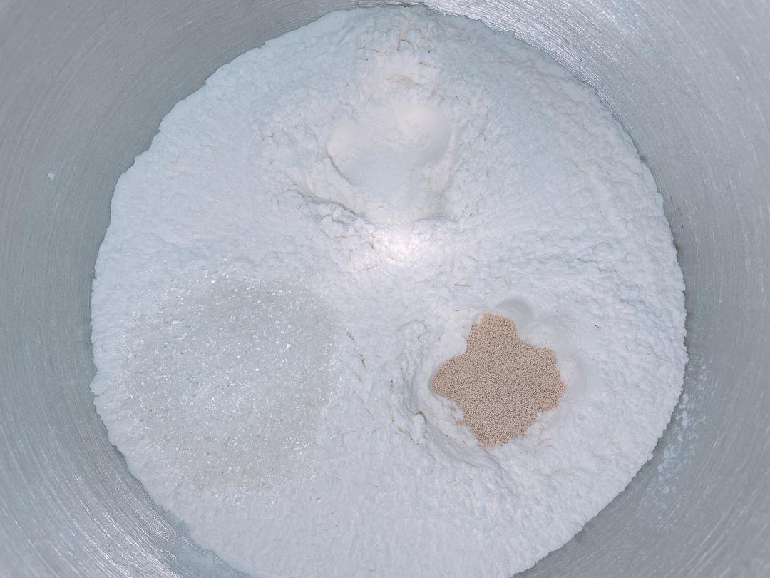 纯奶手撕吐司的做法 步骤1