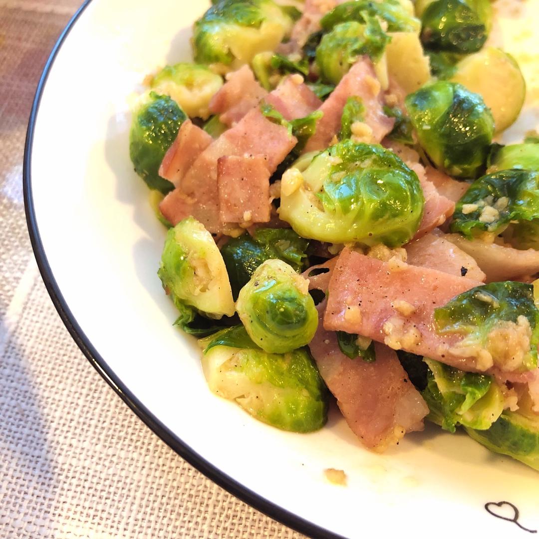 培根炒孢子甘蓝