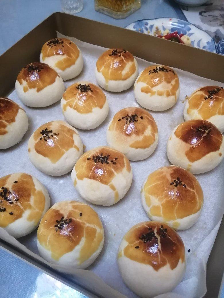 蛋黄酥